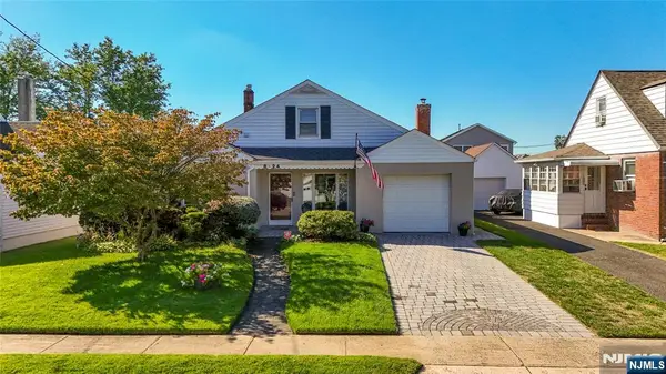 8-24 Fern Street, Fair Lawn, NJ 07410