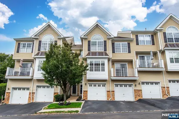 154 Mountainside, Pompton Lakes, NJ 07442