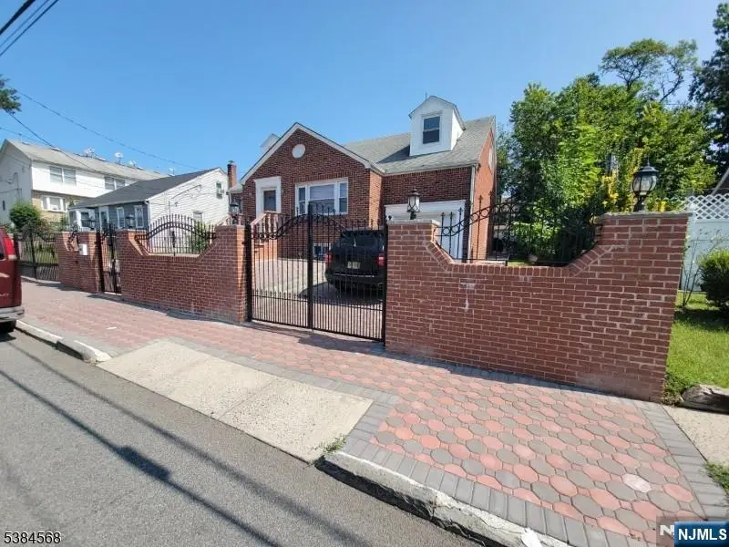 20 Greene Terrace, Irvington, NJ 07111 - Image #2