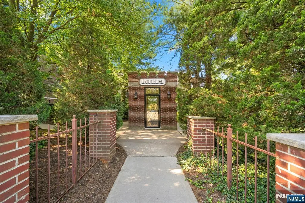 100 E Palisade Avenue B31, Englewood, NJ 07631 - Image #1