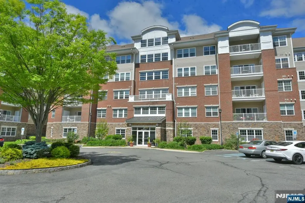 4321 Warrens Way 4321, Wanaque, NJ 07465 - Image #1