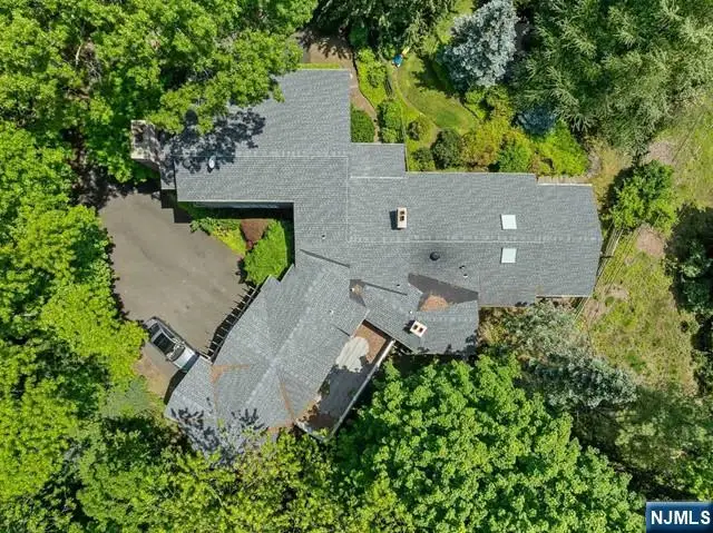 3 Lambs Lane, Cresskill, NJ 07626 - Image #2