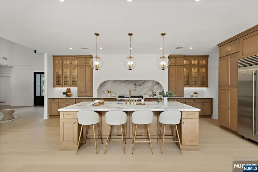 36 Hampshire Hill Road, Upper Saddle River, NJ 07458 - Image #3