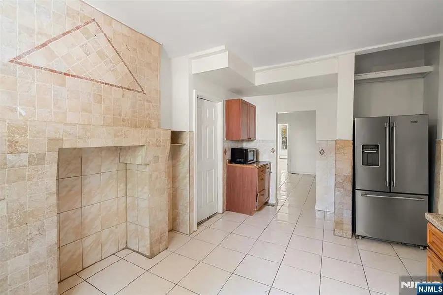 245 Summer Avenue, Newark, NJ 07104 - Image #2