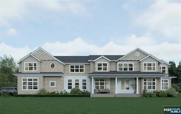 737 Surrey Lane, Franklin Lakes, NJ 07417