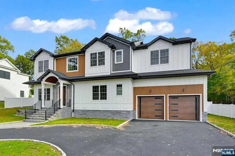 153 E Cedar Street, Livingston, NJ 07039 - Image #2