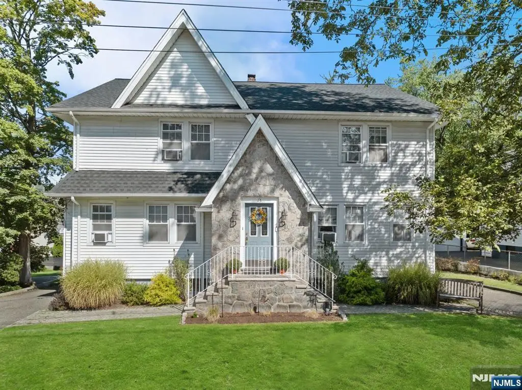 15 Linda Vista Avenue, North Haledon, NJ 07508 - #1