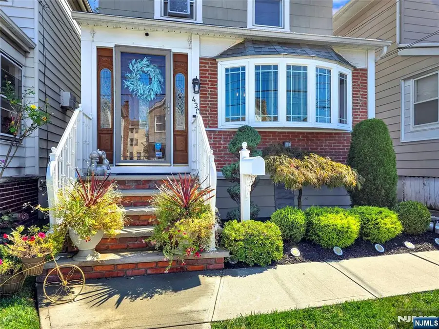438 Forest Street, Kearny, NJ 07032 - Image #3