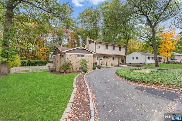 22 Beech Street, Hillsdale, NJ 07642