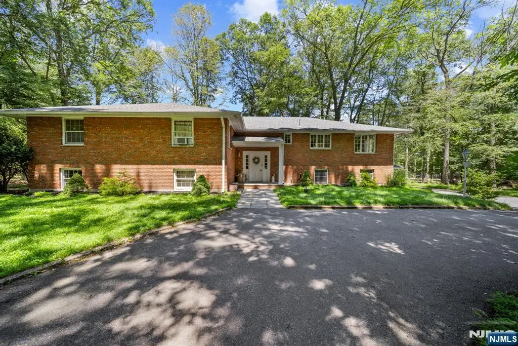 564 Route 208, Franklin Lakes, NJ 07417 - Image #1