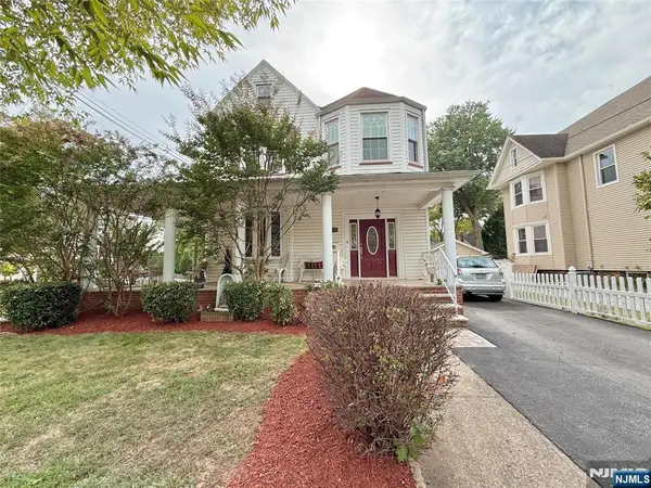 33 W Newell Avenue, Rutherford, NJ 07070