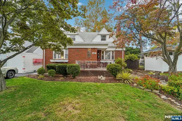 145 Willow Street, Elmwood Park, NJ 07407