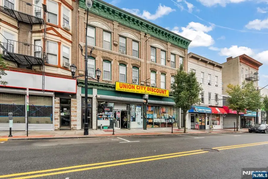 814-816 Summit Avenue, Union City, NJ 07087 - Image #3