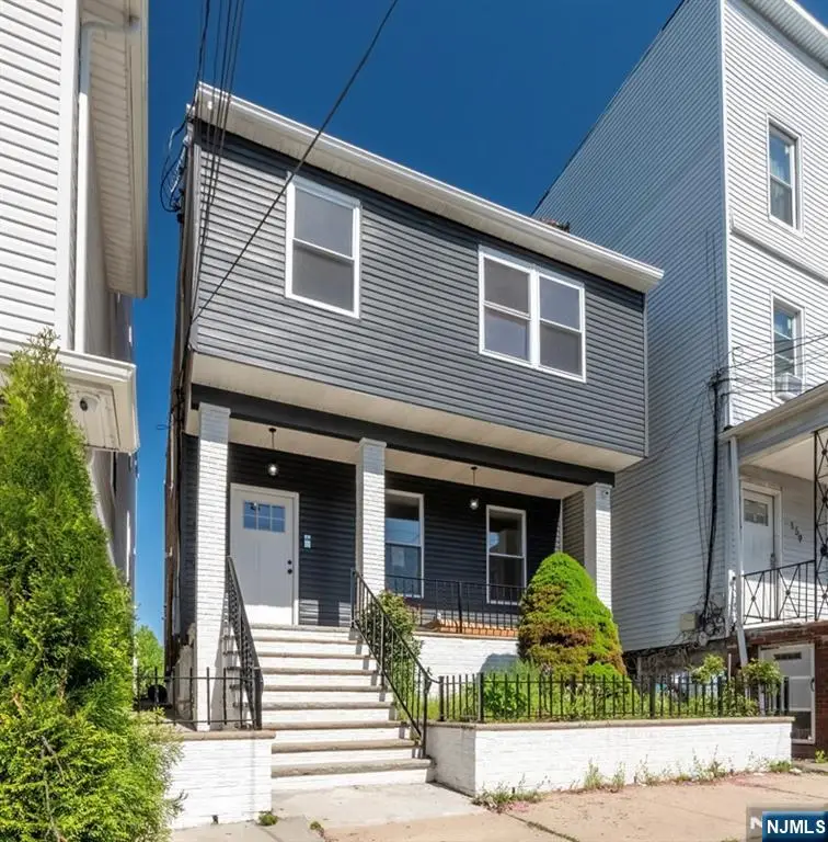 157 Prospect Avenue, Bayonne, NJ 07002 - Image #2