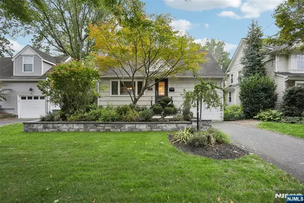 322 Marshall Street, Ridgewood, NJ 07450