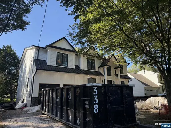 628 Falmouth Avenue, Paramus, NJ 07652