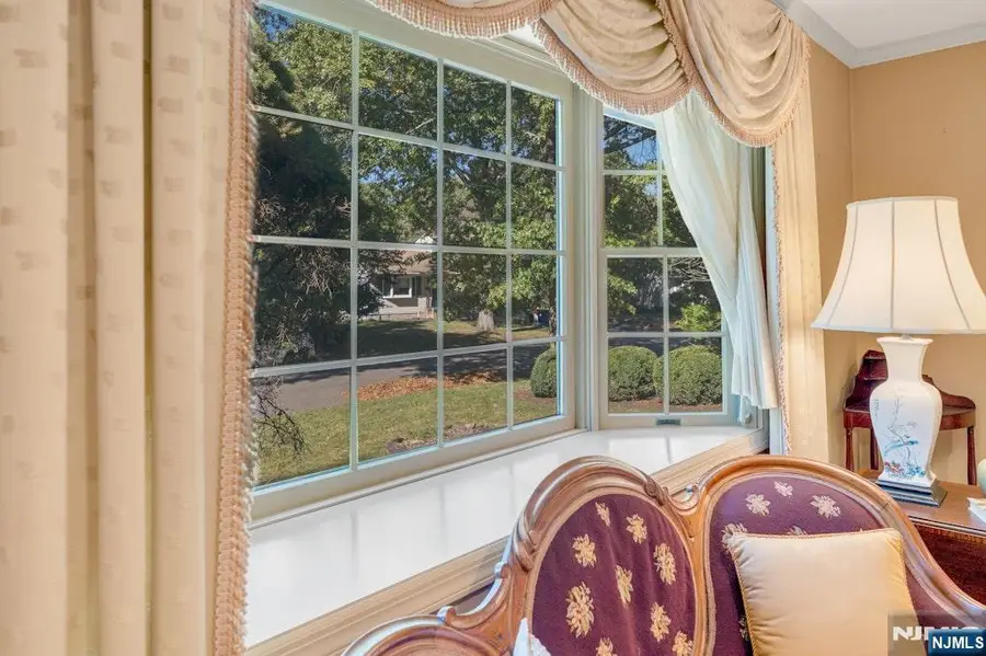 18 Chestnut Place, Ho Ho Kus, NJ 07423 - Image #3