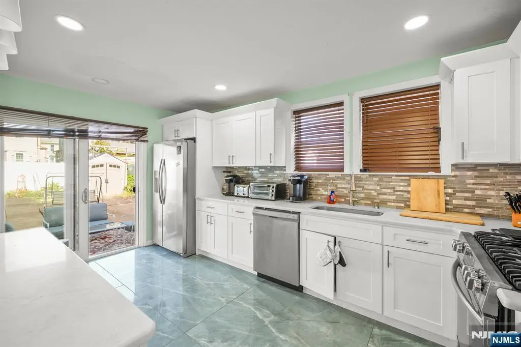 42 Quabeck Avenue, Irvington, NJ 07111 - Image #1