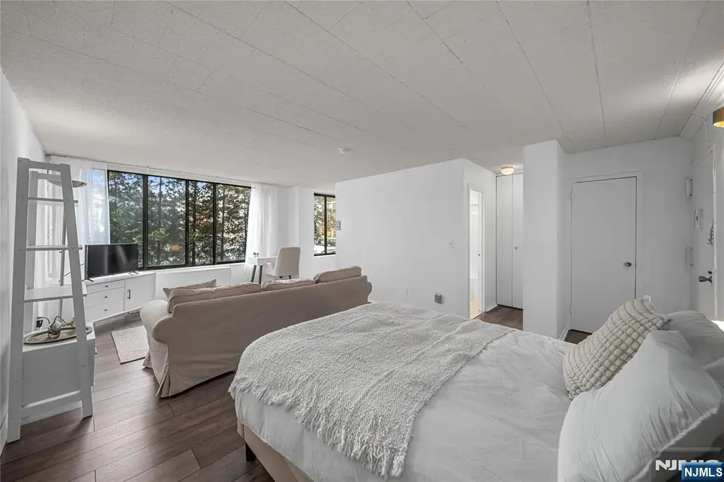 9060 Palisade Avenue 308, North Bergen, NJ 07047 - Image #1