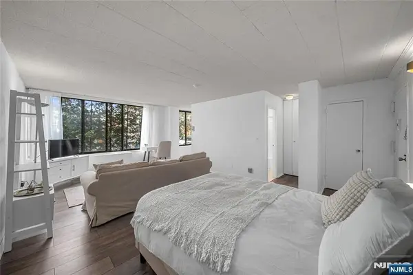 9060 Palisade Avenue 308, North Bergen, NJ 07047