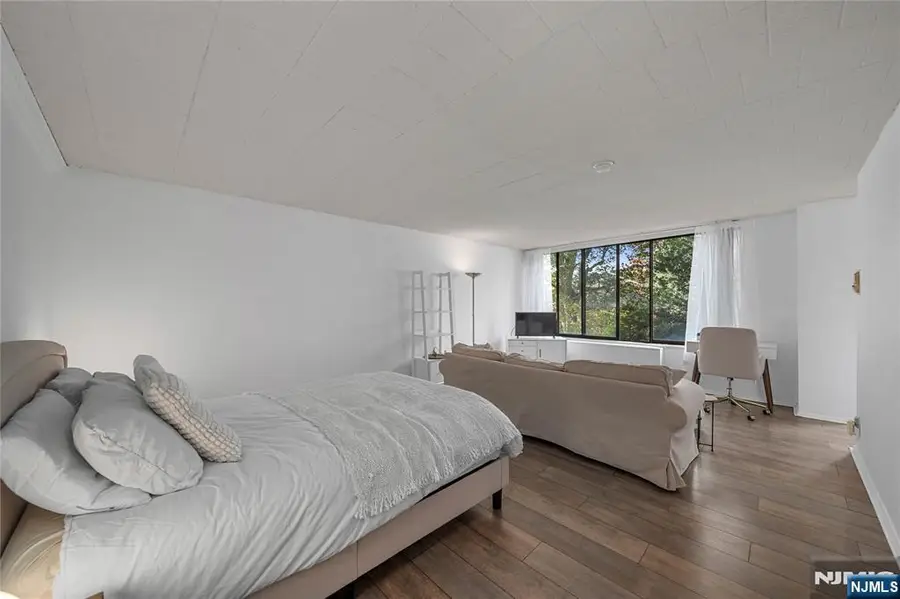 9060 Palisade Avenue 308, North Bergen, NJ 07047 - Image #2