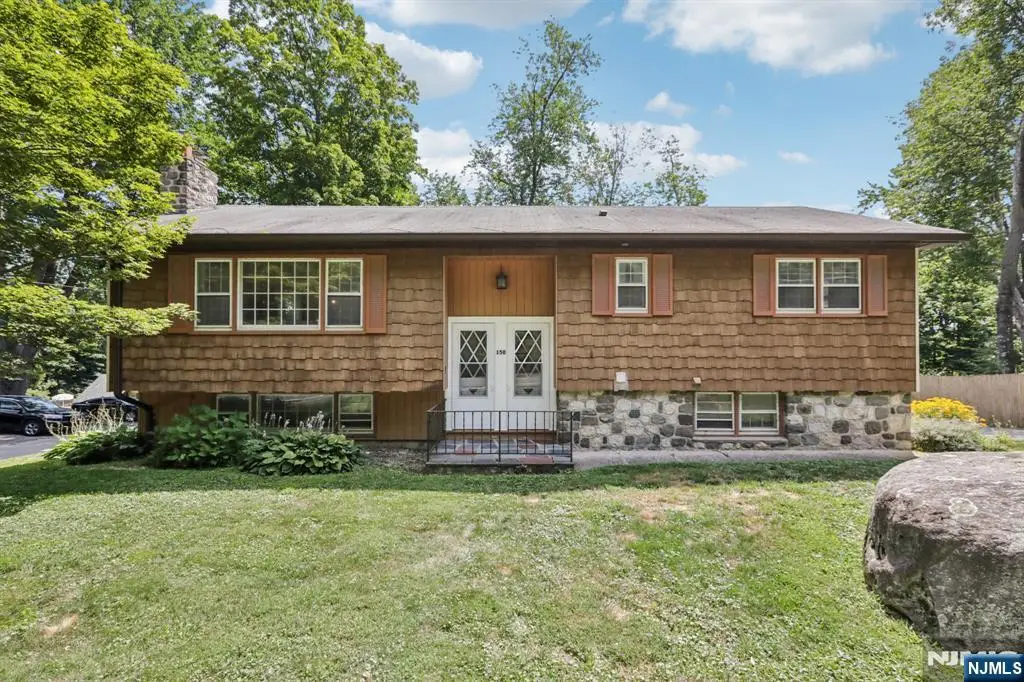 150 Highland Lakes Road, Highland Lakes, NJ 07422 - Image #1