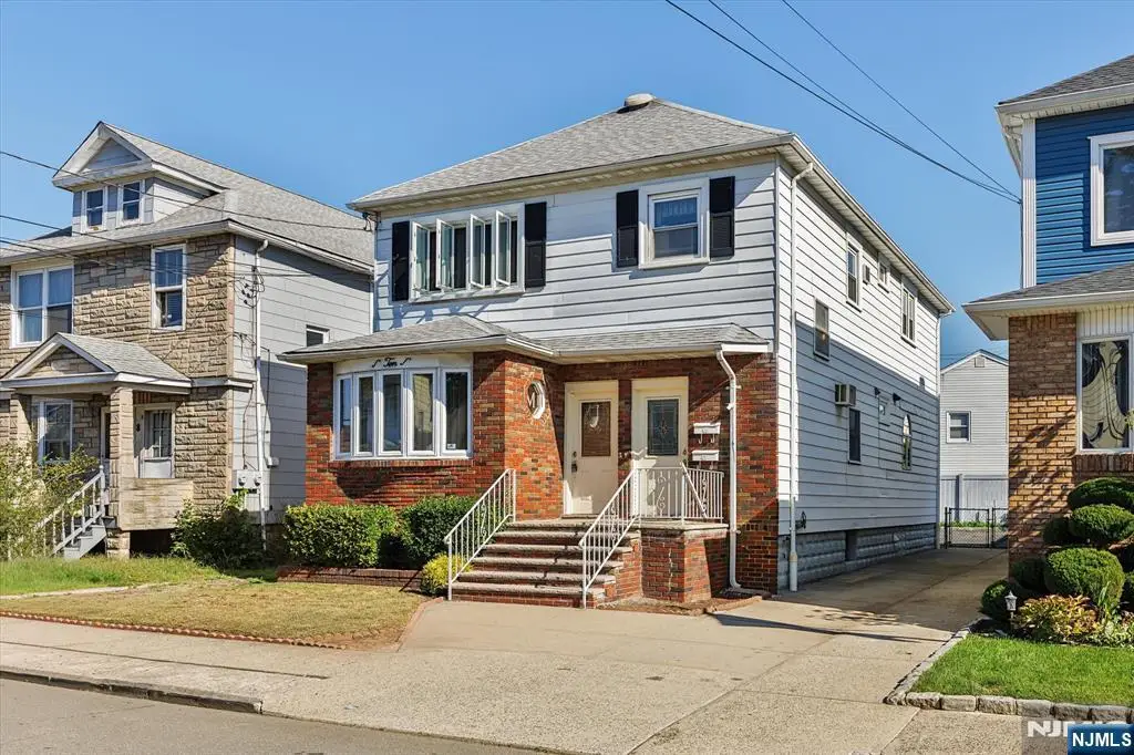 10 4th Street, North Arlington, NJ 07031 - #1