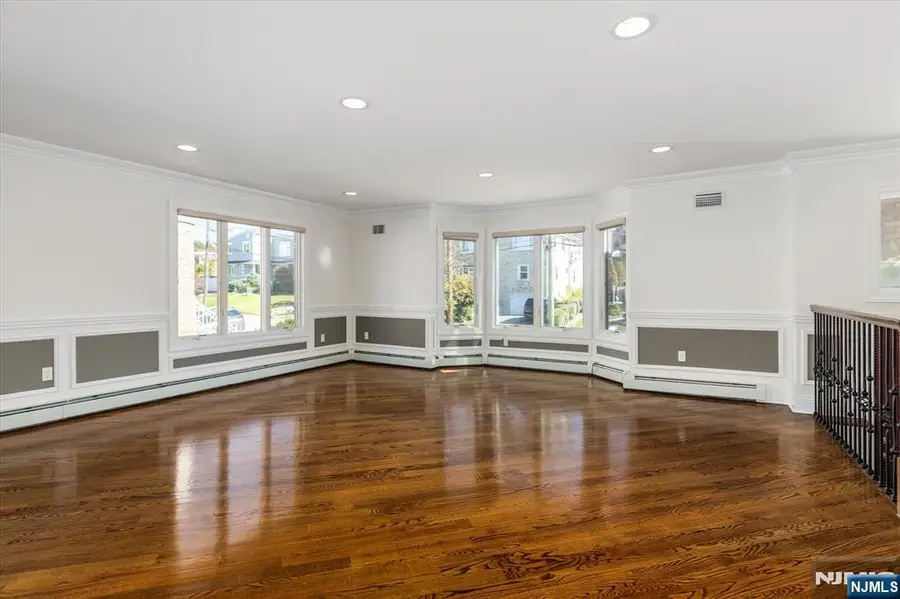 535 7th Street B, Palisades Park, NJ 07650 - Image #3