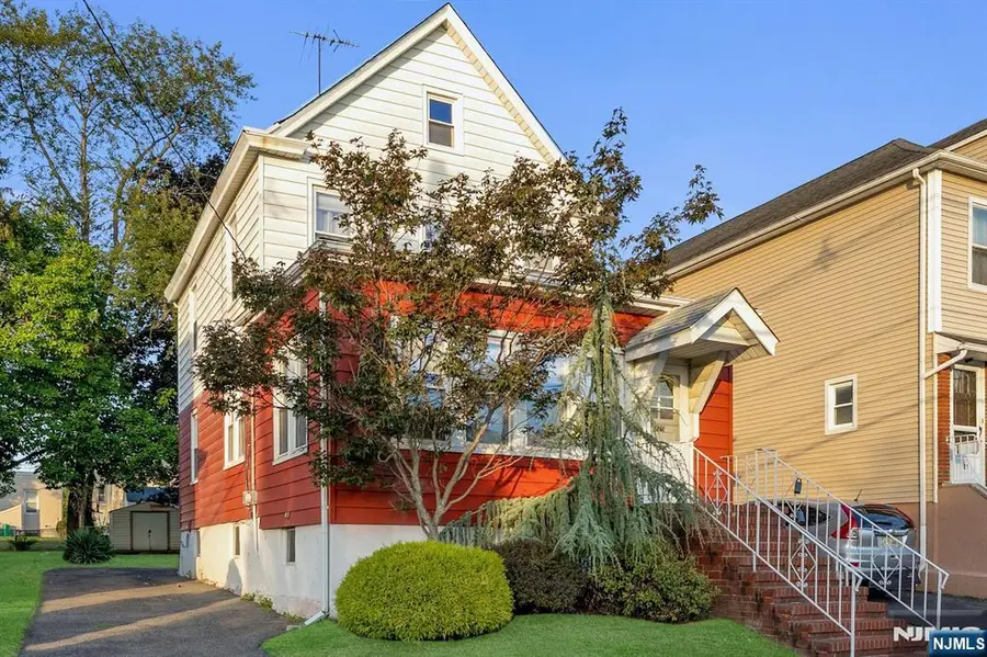 725 2nd Avenue, Lyndhurst, NJ 07071 - Image #2