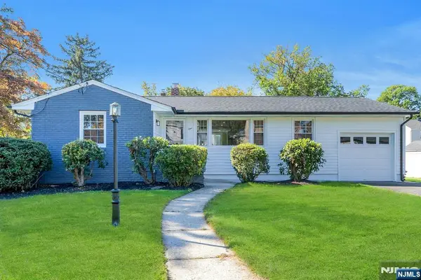 1 Crestwood Lane, Clark, NJ 07066