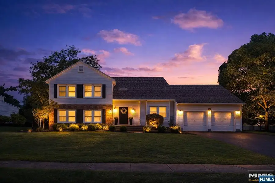 20 Dwight Street, Wayne, NJ 07470 - #2