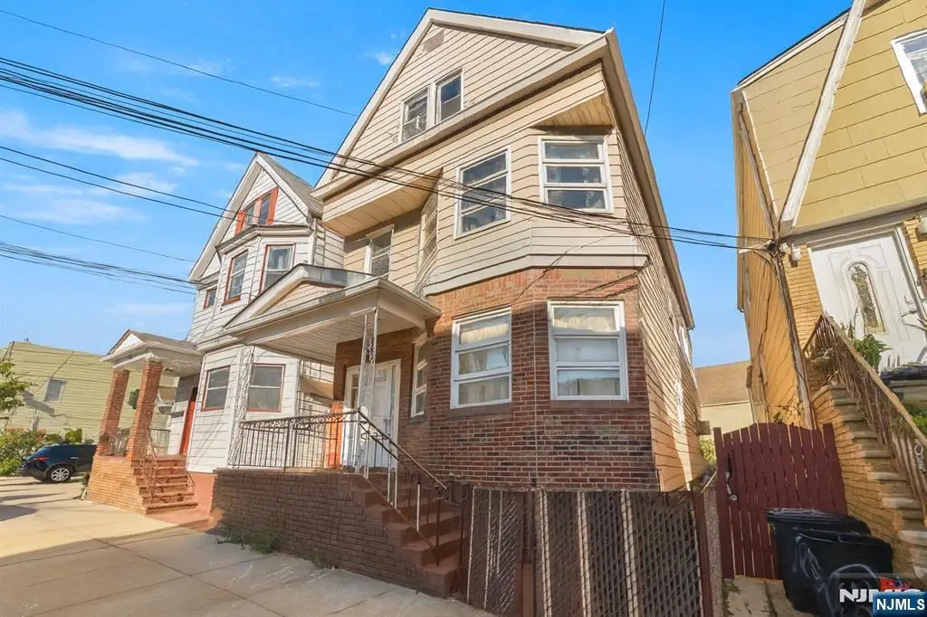 36 6th Street, Harrison, NJ 07029 - Image #1