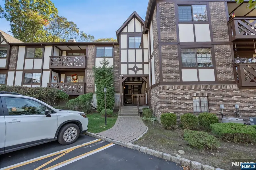 1006 Thoreau Court Bldg 10, Mahwah, NJ 07430 - Image #3