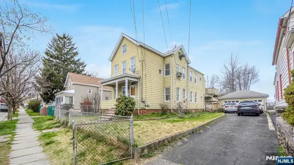 424 Highland Avenue, Passaic, NJ 07055