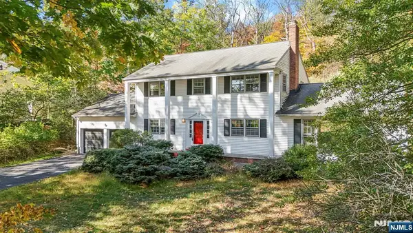 36 Rockledge Road, Montville Township, NJ 07045