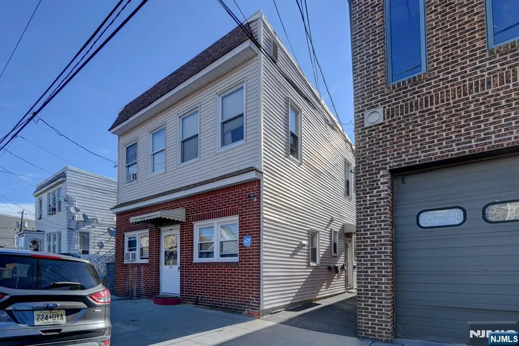 20 Heckel Street, Belleville, NJ 07109 - Image #1