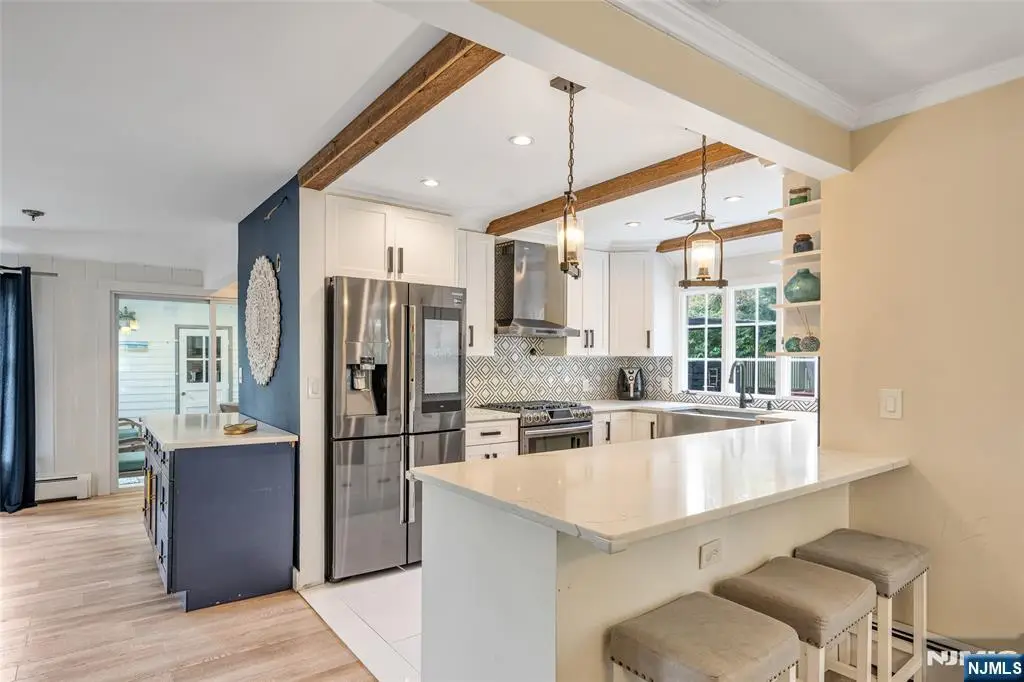 17 Holly Drive, Upper Saddle River, NJ 07458 - Image #1