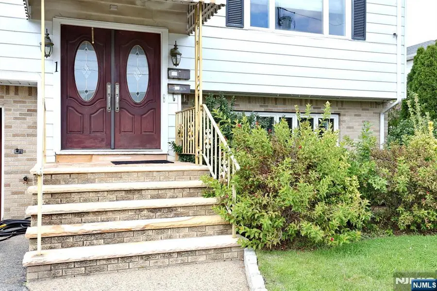 1 Rossi Court, South Hackensack, NJ 07606 - Image #2