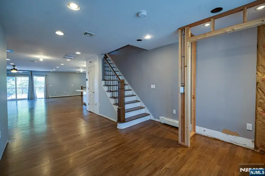 448 Fern Avenue, Lyndhurst, NJ 07071 - Image #2