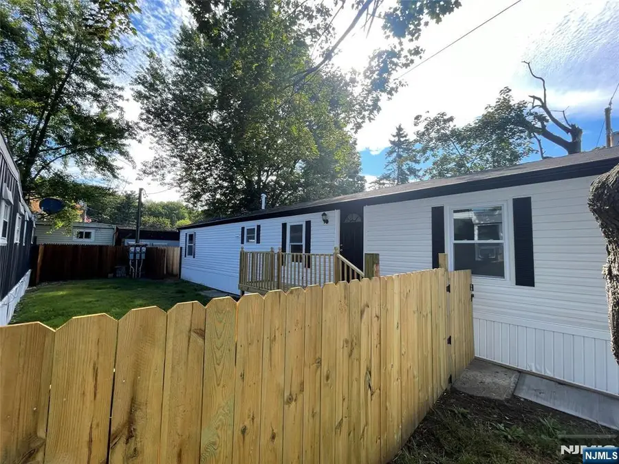 13 3rd Street, Wayne, NJ 07470 - Image #3