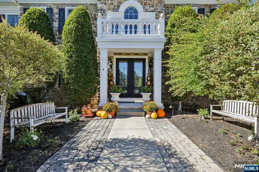 6 Northwood Drive, Franklin Lakes, NJ 07417 - Image #2