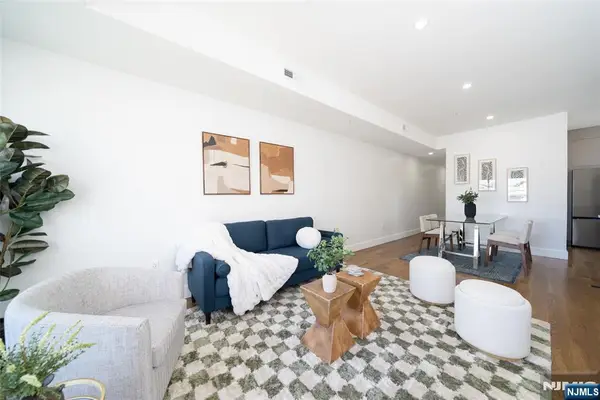 67 Virginia Avenue 2, Jersey City, NJ 07304