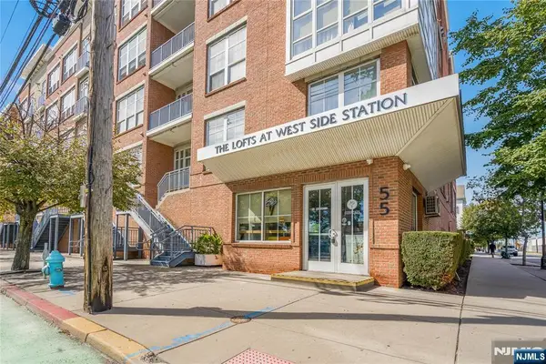 55 Mallory Avenue 69, Jersey City, NJ 07305