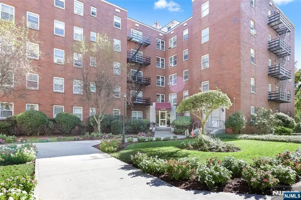 2320 Linwood Avenue 4B, Fort Lee, NJ 07024 - Image #1
