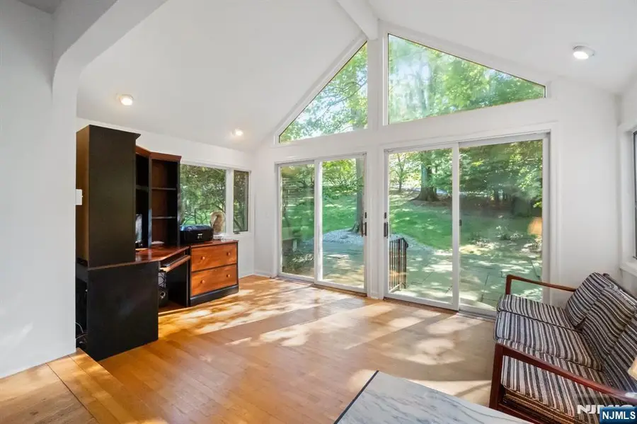136 Stonehurst Drive, Tenafly, NJ 07670 - Image #2