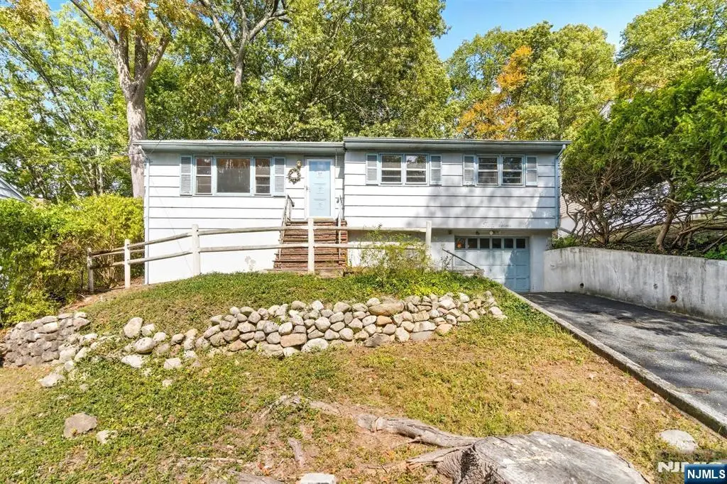 37 Demarest Avenue, Oakland, NJ 07436 - Image #1