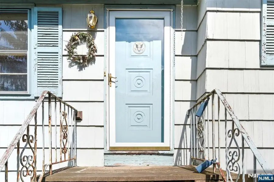 37 Demarest Avenue, Oakland, NJ 07436 - Image #3