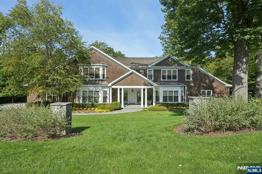 907 Scioto Drive, Franklin Lakes, NJ 07417 - Image #2