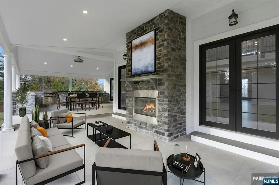 707 Black Hawk Lane, Franklin Lakes, NJ 07417 - Image #3