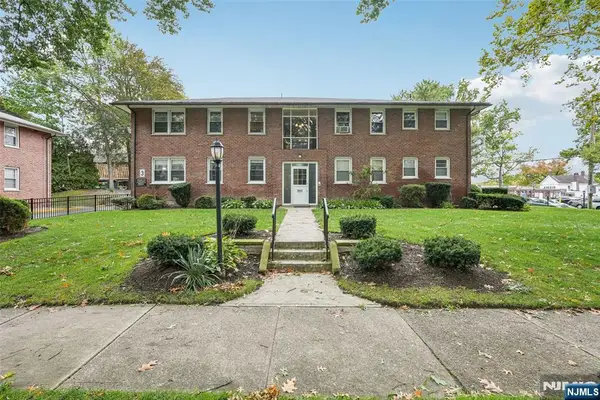 25-02 High Street F, Fair Lawn, NJ 07410